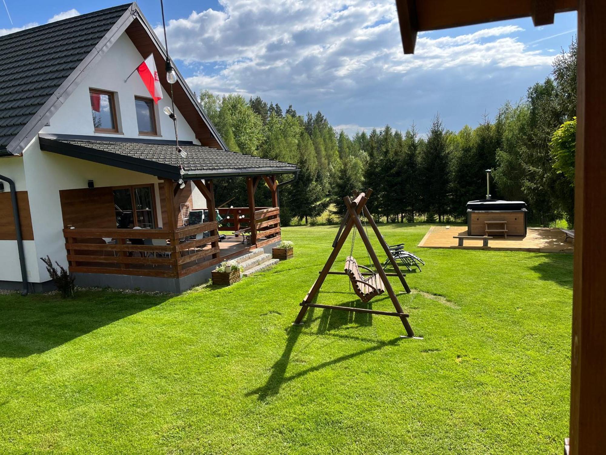Domek Z Kominkiem Nad Jeziorem Z Jacuzzi Ogrodowym Sumowo  Exterior photo